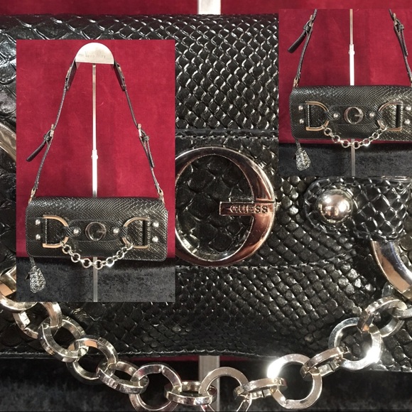 Y2K Classic black faux snake print mini handbag 🖤 - Picture 2 of 12